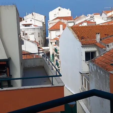 Casa Quintal Apartment Nazaré