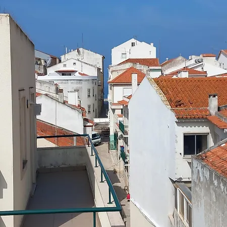 Casa Quintal Apartment Nazaré